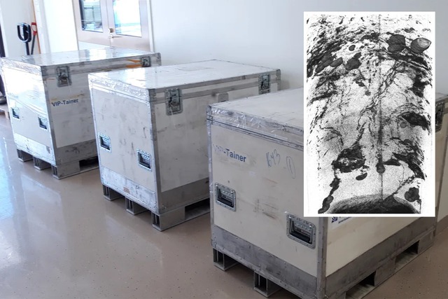 Phát hiện kỳ lạ bên trong những chiếc hộp được kéo lên từ độ sâu 8km dưới đáy đại dương: Làm thay đổi hiểu biết của con người từ trước đến nay- Ảnh 2. Phát hiện kỳ lạ bên trong những chiếc hộp được kéo lên từ độ sâu 8km dưới đáy đại dương: Làm thay đổi hiểu biết của con người từ trước đến nay- Ảnh 2.