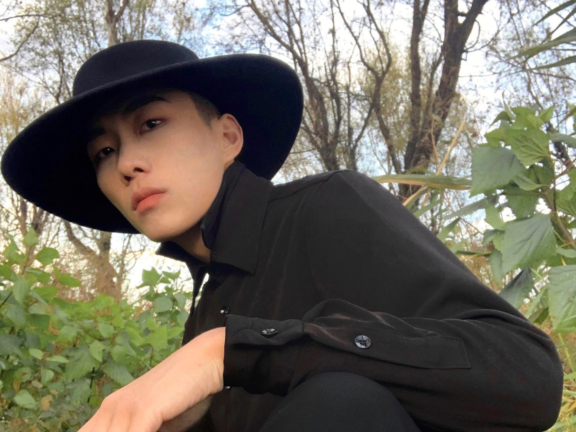 Bên trong Bên trong