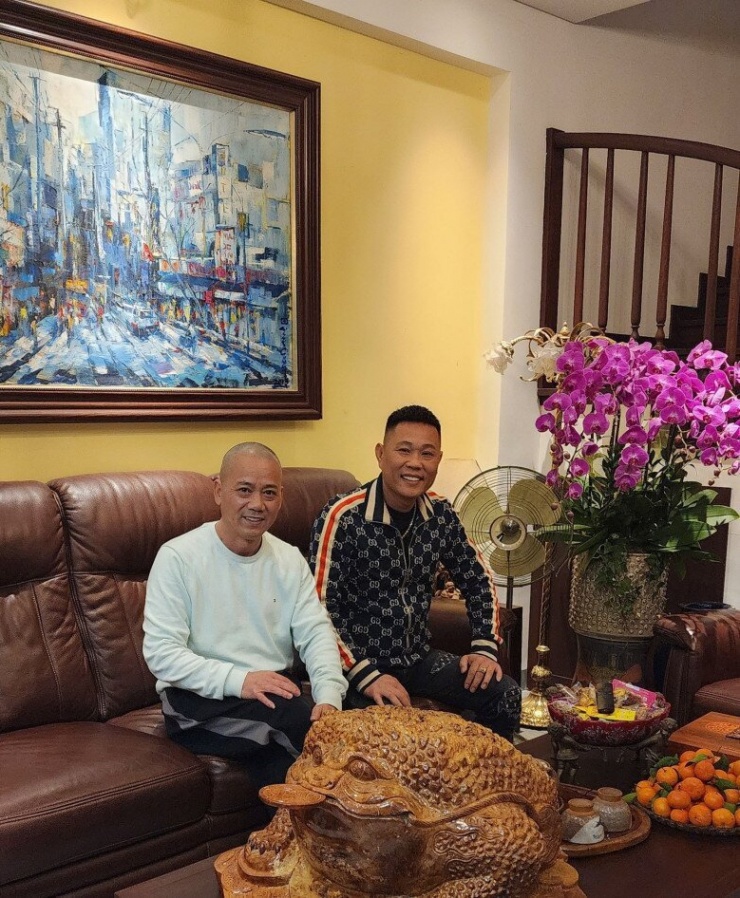 "Cụ Đoành" Trần Bình Trọng khoe nhà ở quê có vườn rau xanh mướt, cơ ngơi đang sống sang trọng "hết nước chấm" 1740709708 cu doanh tran binh trong khoe nha o que co vuon rau xanh muot co ngoi dang song sang trong het nuoc 1 3 n 2668 497 width780height946