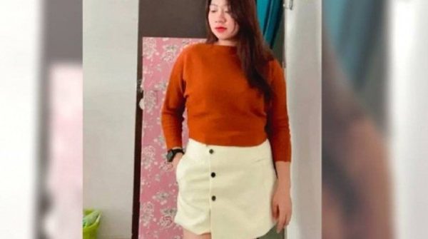 Đưa con đi tiêm phòng, mẹ bị y tá mắng tới tấp vì mặc váy ngắn 30 Đưa con đi tiêm phòng, mẹ bị y tá mắng tới tấp vì mặc váy ngắn 1740891195 80 ava2 1722850700 249 width740height495 1740891195 width740height495 auto cropjpg