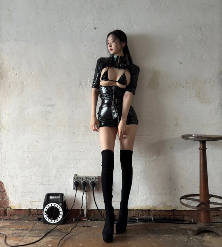 "Cô vợ hấp dẫn nhất" xứ Hàn khiến anh em đứng ngồi không yên 1741060135 co vo hap dan nhat xu han khien anh em dung ngoi khong yen hinh 7 width718height800