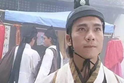 Ông ra đi cô độc