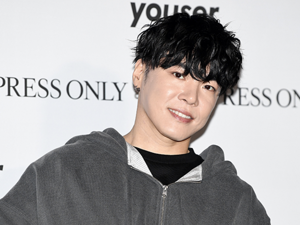 Gia đình ca sĩ quyên toàn bộ tiền phúng điếu- Ảnh 1. Gia đình ca sĩ quyên toàn bộ tiền phúng điếu- Ảnh 1.