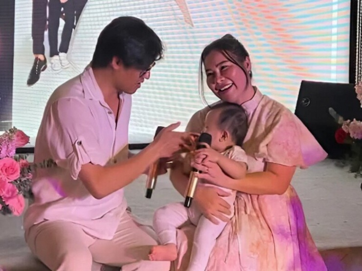 Bà xã Quý Bình ốm đi thấy rõ khiến khán giả thương xót, mặt còn sưng húp vẫn lo cúng kiếng chu toàn cho chồng - 8