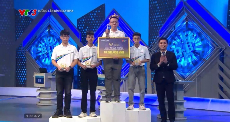 Liên tục có màn thể hiện