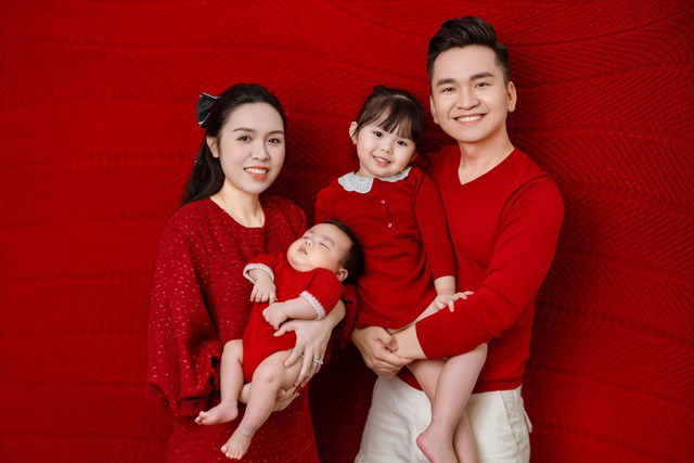 1742805789-hanh-phuc-1-09596-width640height427 Cuộc sống đầy viên mãn bên gia đình của MC Hạnh Phúc. Ảnh: FB nhân vật