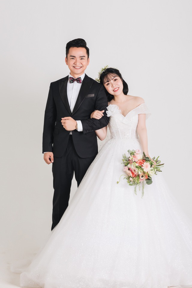 1742805789-hanh-phuc-2-8102-width640height960 Gần đây nam MC