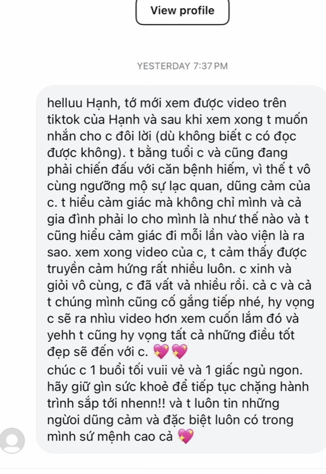 Tin nhắn các bạn trẻ gửi đến Minh Hạnh.