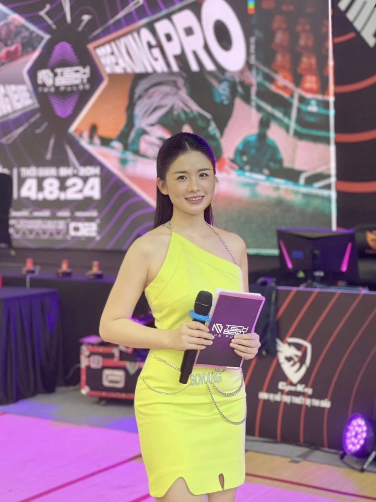 Phương Đông trong vai trò MC các chương trình