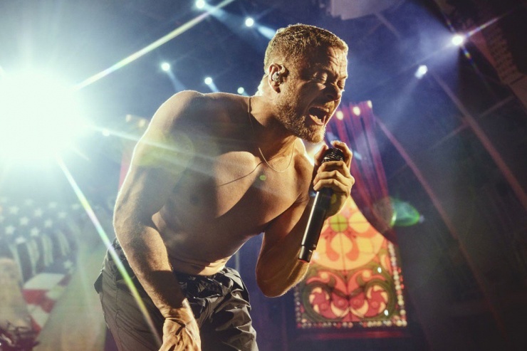 Phim tài liệu Imagine Dragons: Âm vang từ Hollywood Bowl chưa hút khán giả Việt.