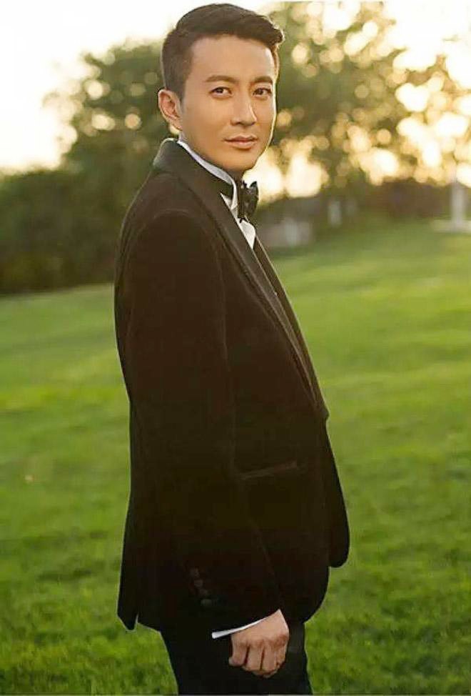 Từ năm 2000, Thái Viễn Hàng không còn đóng phim, hiện anh là Giám đốc một công ty lớn.