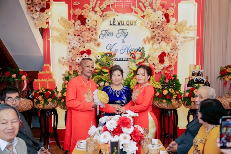 Cặp đôi đã có ngày vui đáng nhớ 