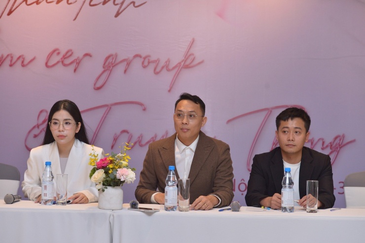 Cú ngã của Quang Linh Vlogs và Hằng Du Mục là lời cảnh tỉnh cho những người có sức ảnh hưởng.