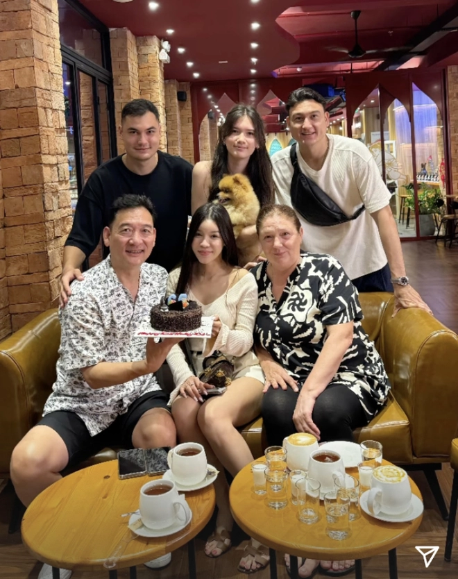 Vợ thủ môn Đặng Văn Lâm có phát ngôn gây tranh cãi về mẹ chồng - 5