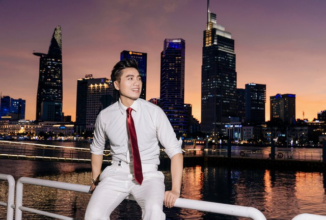 Anh thực hiện một dự án để tặng TP HCM nhân sự kiện đặc biệt sắp tới