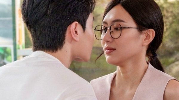 Phim kế tiếp “Mẹ Lao Công Học Yêu” vừa lên sóng, có thị phi như Đờ Mờ Hờ? 1744940793 470 thumbnail width740height495 anh cat 3 2 auto cropjpg