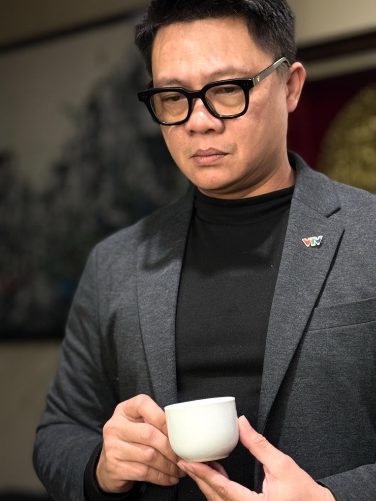 1744940933-754-64357-7-n-81091-width1536height2048 BTV Quang Minh.