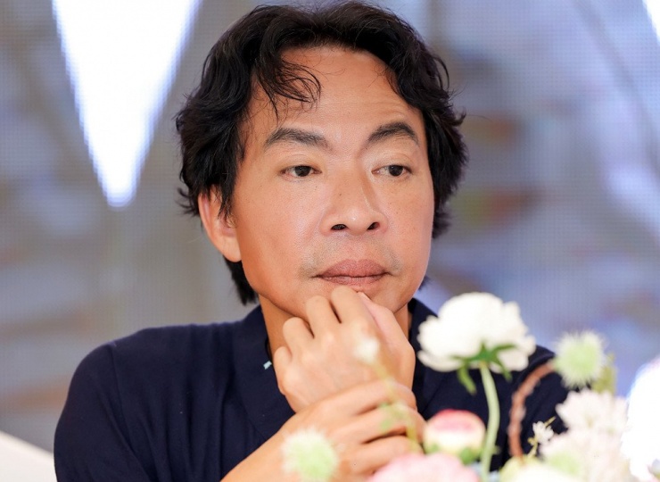  Việt Hoàn không lên kế hoạch tương lai cho đời mình, để mọi chuyện tùy duyên. 