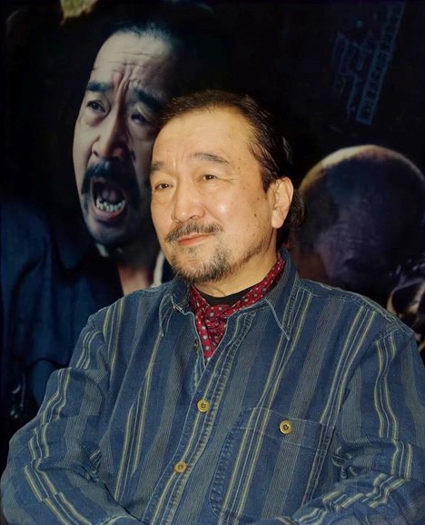 Nam diễn viên khá kén chọn kịch bản, có nguyên tắc làm nghề nghiêm túc. (Ảnh Sina).