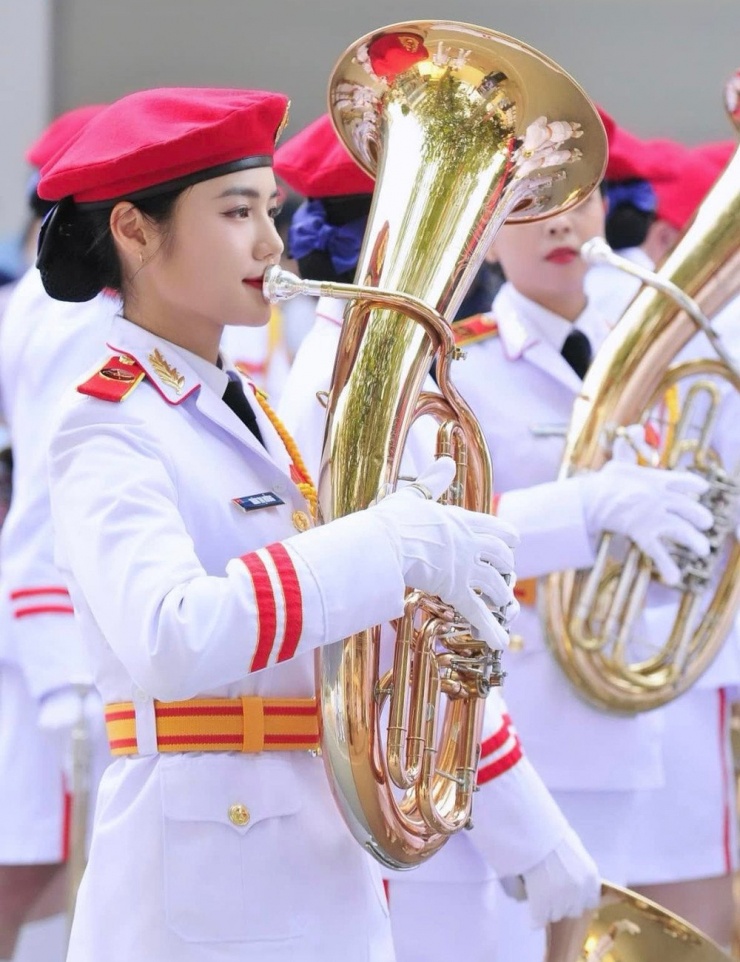 1745305365-anh-5-69493-width1000height1300 Hưởng và động đội tập luyện trong thời gian dài