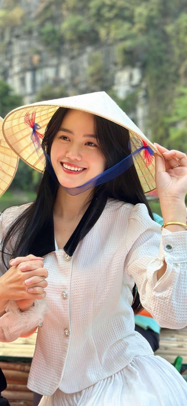 1745305365-anh-8-69496-width800height1734 Hình ảnh đời thường của cô gái Bắc Giang