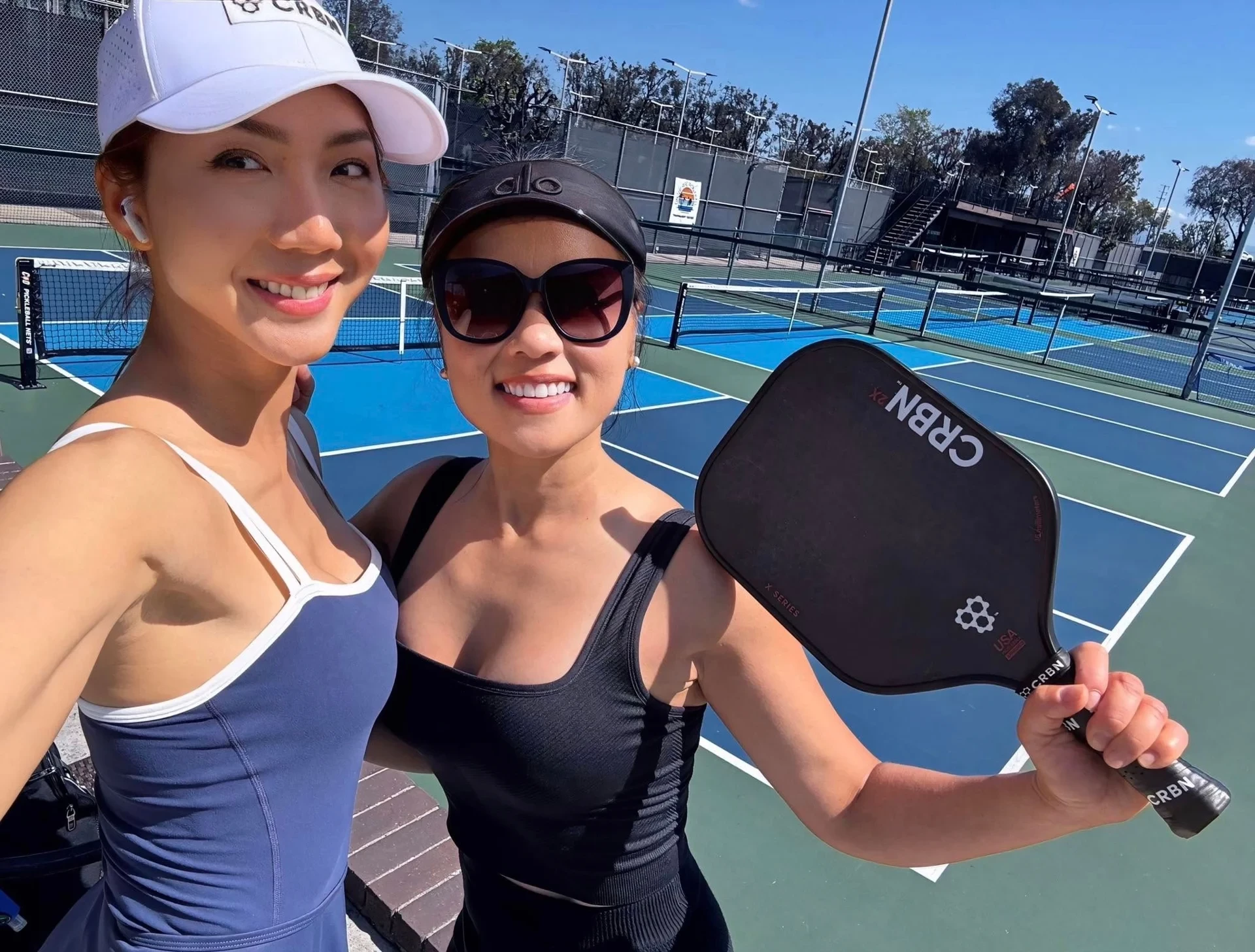 Sao Việt ngồi xe lăn, xước mặt bởi cùng một lý do: Vợ Mạc Hồng Quân phải phẫu thuật, Bảo Thanh