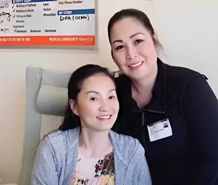 1745396887-hong-dao-xanh-xao-chi-con-40kg-sau-con-thap-tu-nhat-sinh-o-my-sac-voc-hien-tai-nhu-tai-sinh-hd1-46-7-62-9-9745-251-width780height661 Hồng Đào xanh xao chỉ còn 40kg sau cơn