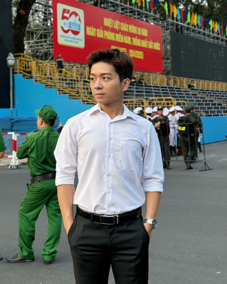 1745552286-thiet-ke-chua-co-ten-15-9476-3999-width1440height1800 Gen Z tham gia diễu binh, diễu hành đại lễ 30/4: Mỗi bước chân là một nhịp tự hào - 3