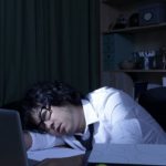 Nhân viên văn phòng đột tử sau 18 ngày làm thêm giờ liên tục 1745564053 586 thumbnail width740height495 anh cat 3 2 auto cropjpg