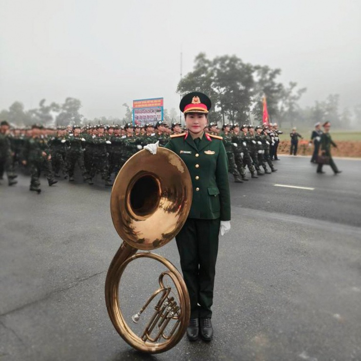 Thơm tự hào khi được thực hiện nhiệm vụ diễu binh