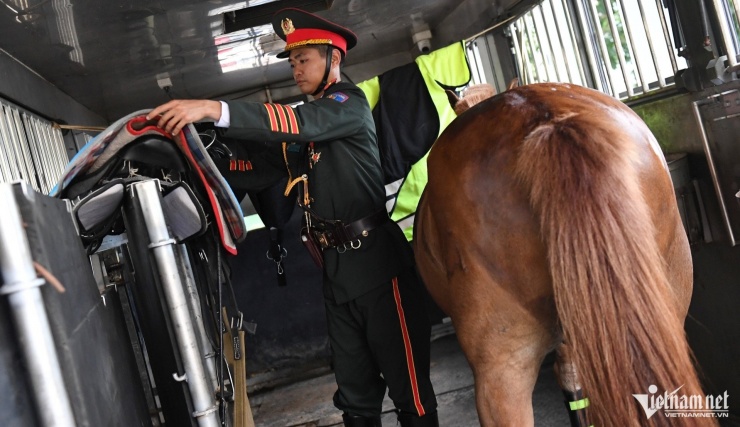 1745642466-chuyen-chua-ke-ve-hanh-trinh-nam-tien-gan-2-width1919height1107 Chuyện chưa kể về hành trình Nam tiến gần 2.000km của 62 chiến mã kỵ binh - 5