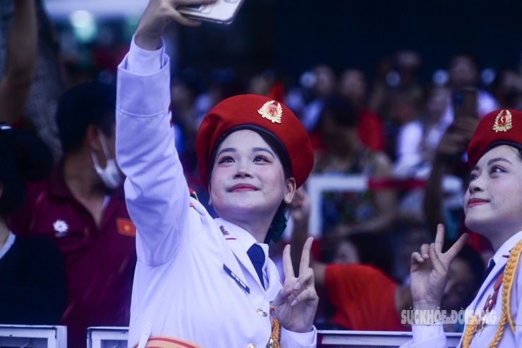 Những 'bóng hồng' quân nhạc gây thương nhớ - 5