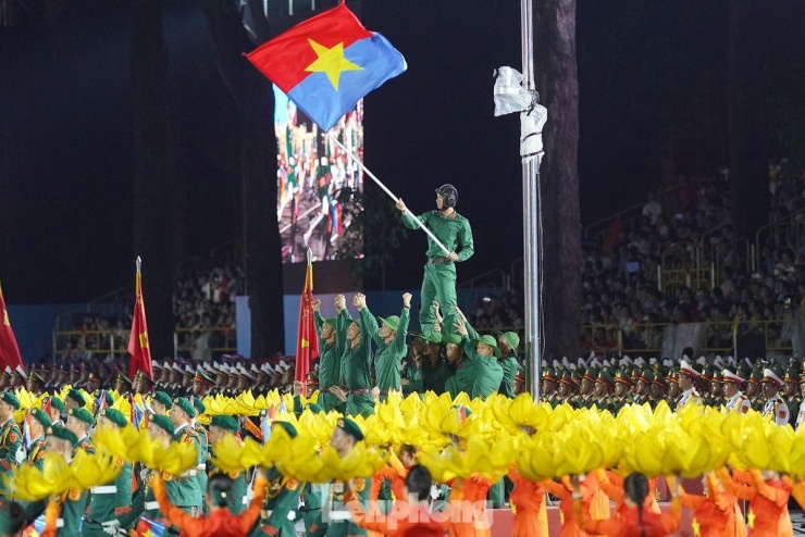 'Concert quốc gia' là gì mà bùng nổ mạng xã hội đến vậy - 2