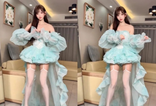 Nữ streamer thẳng thừng Nữ streamer thẳng thừng