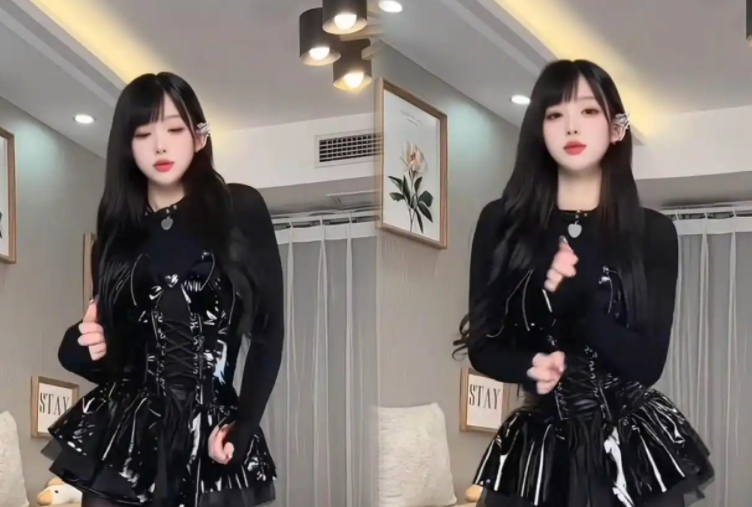 Nữ streamer thẳng thừng Nữ streamer thẳng thừng