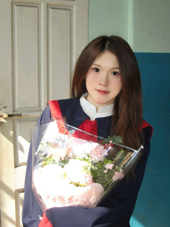 Kết quả xứng đáng với cô gái chăm chỉ học tiếng Trung suốt 10 năm.