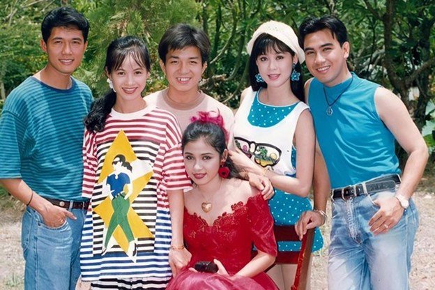 Từ phải sang: Quyền Linh, Diễm Hương, Việt Trinh...