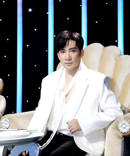 Quang Hà ngồi ghế nóng Tỏa sáng sao đôi.