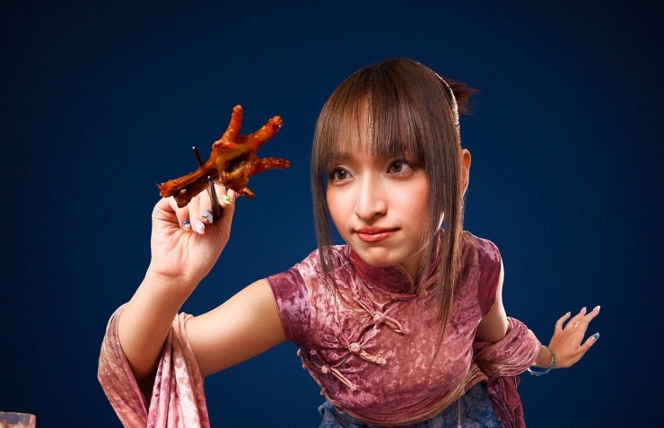 Khi Em xinh say hi công bố danh sách 30 nghệ sĩ tham gia game show, Đào Tử A1J nằm trong nhóm được khán giả quan tâm đặc biệt. Các sản phẩm âm nhạc đã phát hành của Đào Tử A1J tăng lượt nghe đột biến trong những ngày qua.