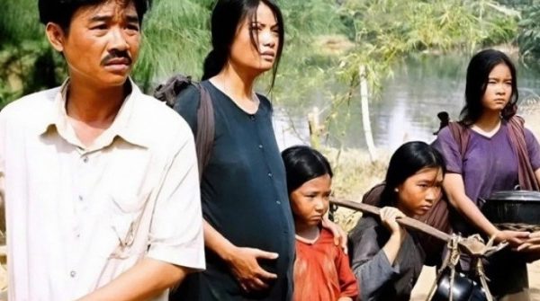 Dàn sao 'Áo lụa Hà Đông': NSND 63 tuổi vẫn độc thân, người có bạn gái kém 38 tuổi 1746860229 30 thumbnail width740height495 anh cat 3 2 auto cropjpg