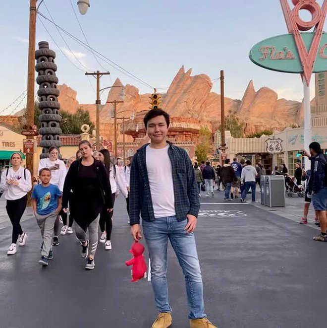 Nguyễn Bé Lory hiện sinh sống ở Mỹ.