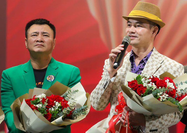 Đầu năm 2016, Xuân Bắc được trao tặng danh hiệu NSƯT. Tháng 9/2016, với năng lực quản lý tốt, anh được bổ nhiệm làm Phó Giám đốc Nhà hát Kịch Việt Nam. Đến năm 2021, Xuân Bắc tiếp tục được trao trọng trách làm Giám đốc Nhà hát Kịch Việt Nam.