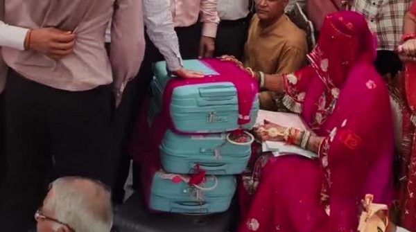 Gia đình cô dâu gây sốc khi tặng quà trị giá 63 tỷ đồng trong đám cưới 1747206389 166 thumbnail width740height495 anh cat 3 2 auto cropjpg