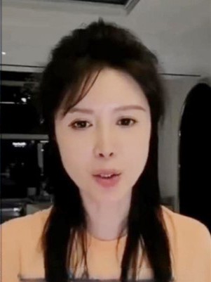 1747726261-aq-46207-width301height401 Sau 9 năm,