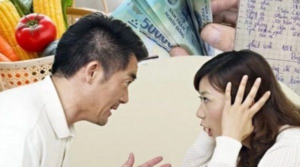 Vợ chồng và chuyện nên giữ tiền chung hay riêng? 1747730534 413 thumbnail width740height495 anh cat 3 2 auto cropjpg