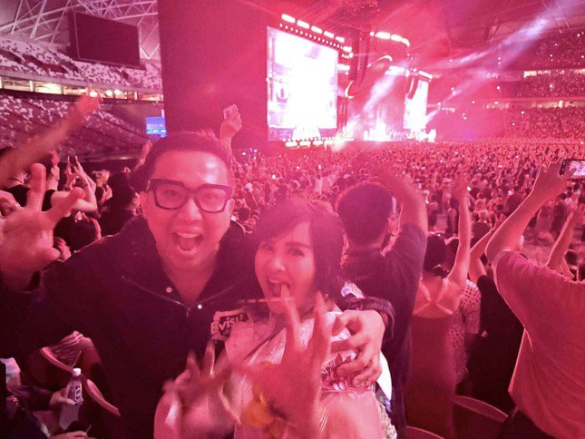 1747819769-3n-30-1467-170-width645height484 Trấn Thành khoe hình check-in cùng diva Thanh Lam.