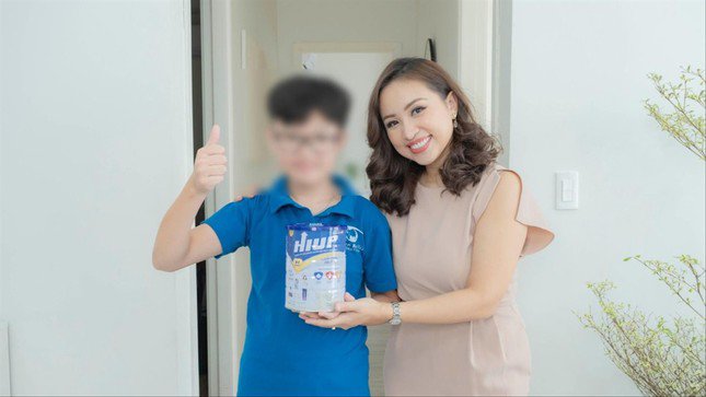 Nghệ sĩ, KOL vi phạm: Buộc phải 'vô hình' - 2