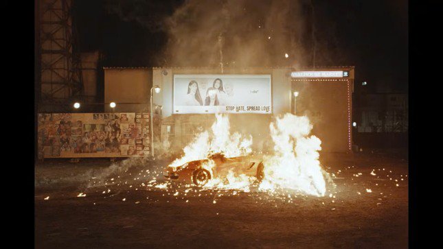 Cái kết bùng nổ đúng nghĩa của MV Good Thing.