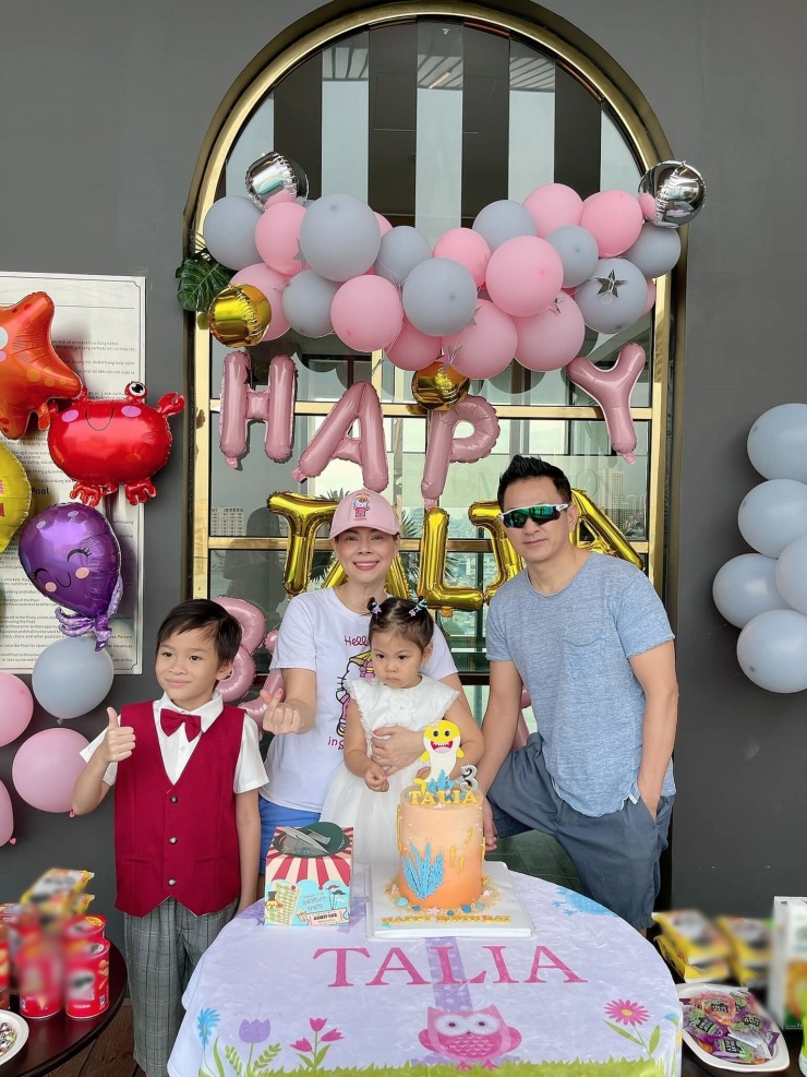 Thanh Thảo trải lòng chuyện làm dâu trong gia đình gốc Hoa, từng nói chuyện riêng với mẹ chồng đến 4h sáng - 11