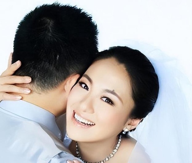 Thẩm Ngạo Quân tìm thấy hạnh phúc đích thực bên hậu duệ Càn Long.